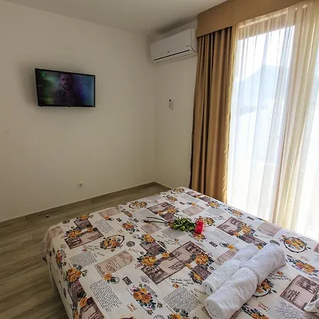 Apartments Matkovic Lux Сутоморе Экстерьер фото