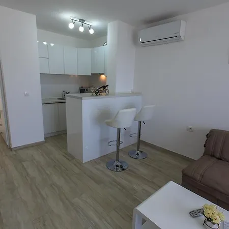Apartments Matkovic Lux Сутоморе Экстерьер фото