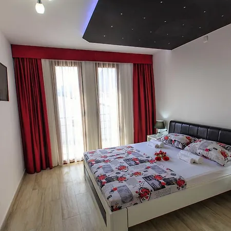 Apartments Matkovic Lux Сутоморе Экстерьер фото