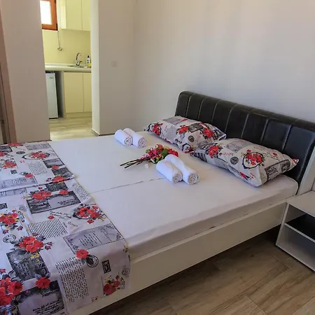 Apartments Matkovic Lux Сутоморе Экстерьер фото