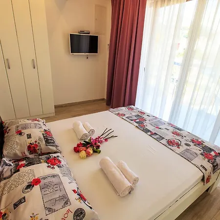 Apartments Matkovic Lux Сутоморе Экстерьер фото