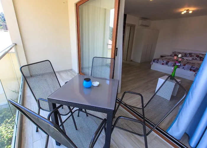 Apartments Matkovic Lux